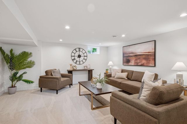 5801 Fremont Avenue S, Minneapolis, MN 55419