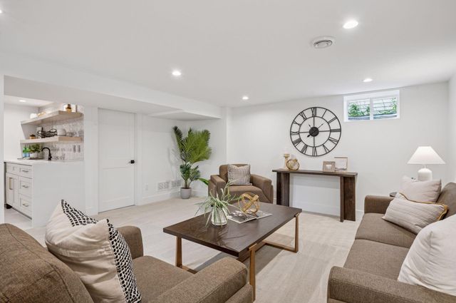 5801 Fremont Avenue S, Minneapolis, MN 55419