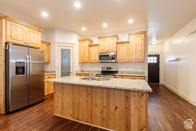 651 E 20 S, Hyrum, UT 84319