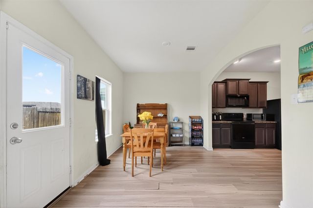 15311 Crescent Brookfield Drive, Humble, TX 77396