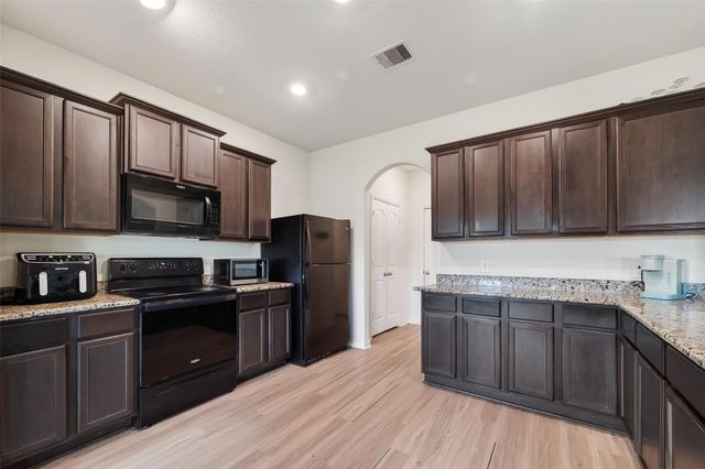 15311 Crescent Brookfield Drive, Humble, TX 77396