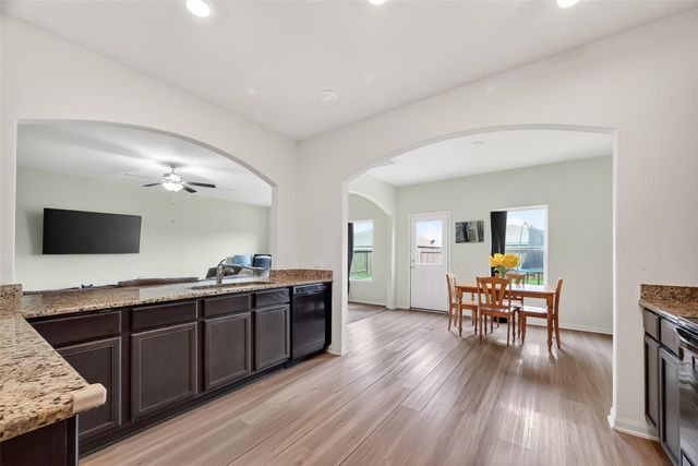 15311 Crescent Brookfield Drive, Humble, TX 77396