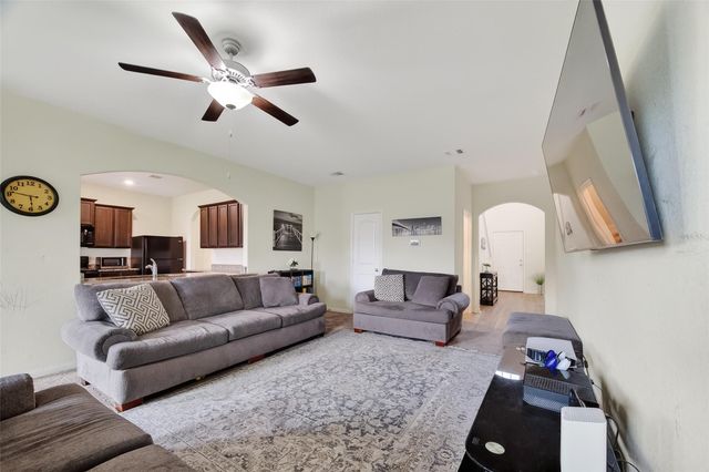 15311 Crescent Brookfield Drive, Humble, TX 77396