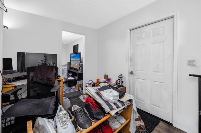 1250 LAKEVIEW ROAD, Clearwater, FL 33756
