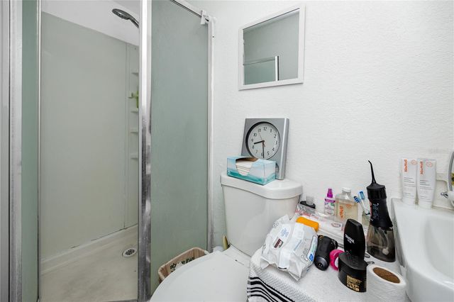 1250 LAKEVIEW ROAD, Clearwater, FL 33756