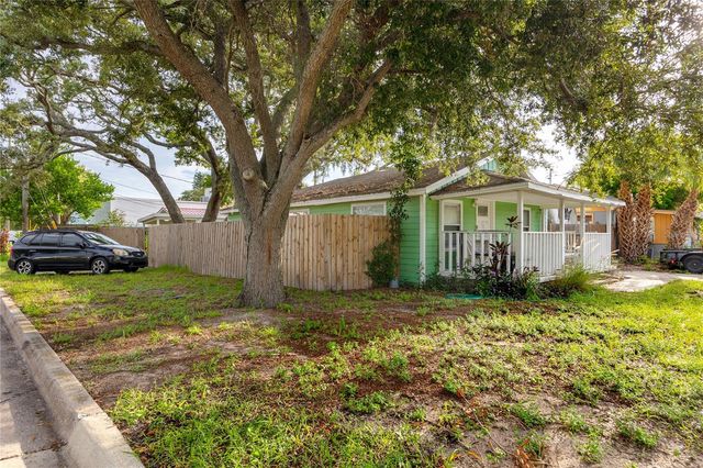 1250 LAKEVIEW ROAD, Clearwater, FL 33756