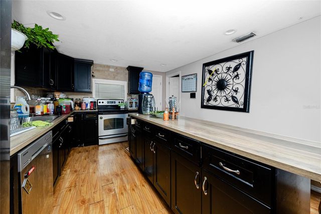 1250 LAKEVIEW ROAD, Clearwater, FL 33756