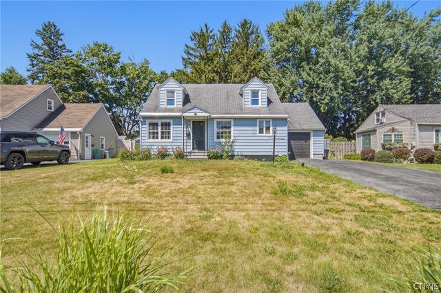 162 Pine Tree Drive, Clay, NY 13212
