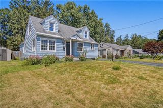 162 Pine Tree Drive, Clay, NY 13212
