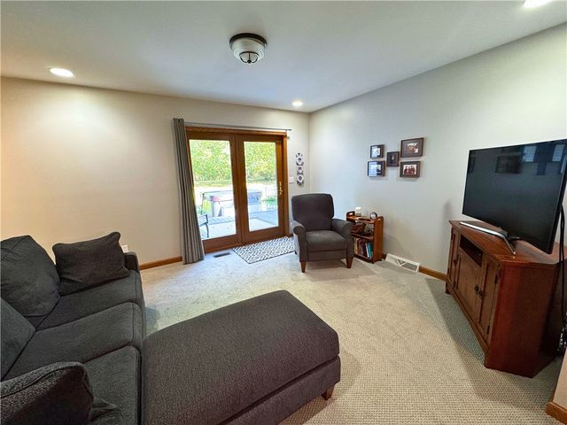 17 Forest Glen Drive, Pine Twp, PA 16127