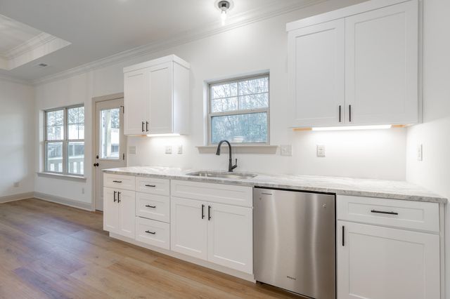 206 Wheeler Avenue, Chickamauga, GA 30707