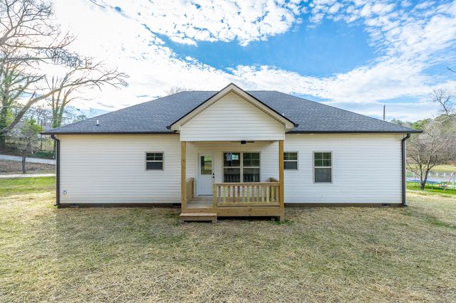 206 Wheeler Avenue, Chickamauga, GA 30707