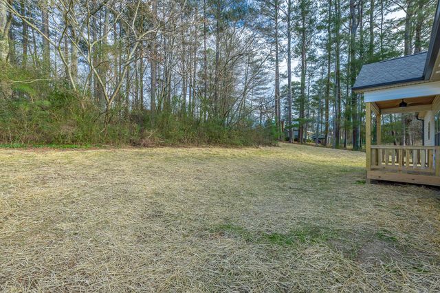 206 Wheeler Avenue, Chickamauga, GA 30707