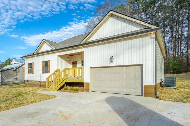 206 Wheeler Avenue, Chickamauga, GA 30707