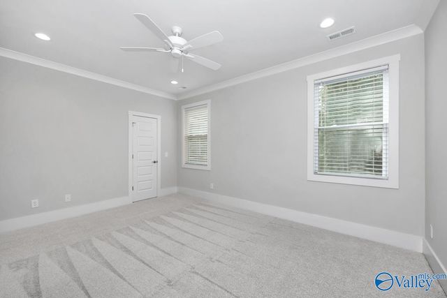40 Ridge Bluff Circle, Huntsville, AL 35803