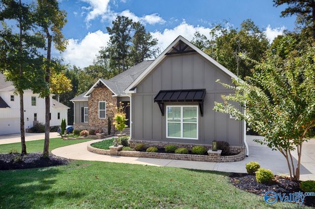 40 Ridge Bluff Circle, Huntsville, AL 35803