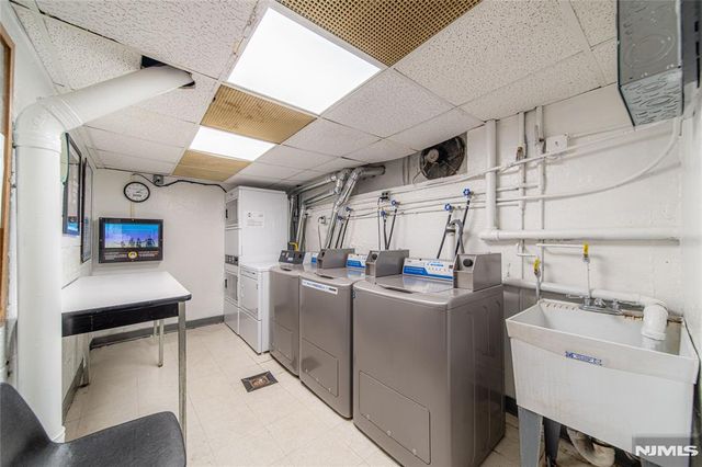 1565 Center Avenue 3D, Fort Lee, NJ 07024