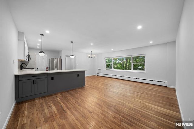 1565 Center Avenue 3D, Fort Lee, NJ 07024