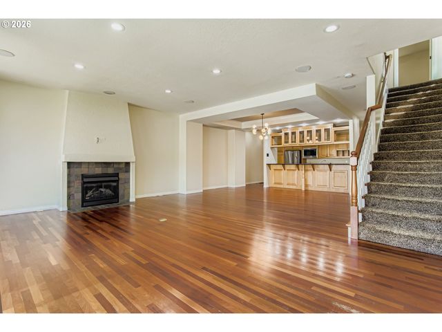 1616 Sw MONTGOMERY St, Portland, OR 97201