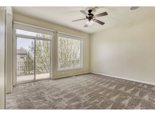 1616 Sw MONTGOMERY St, Portland, OR 97201