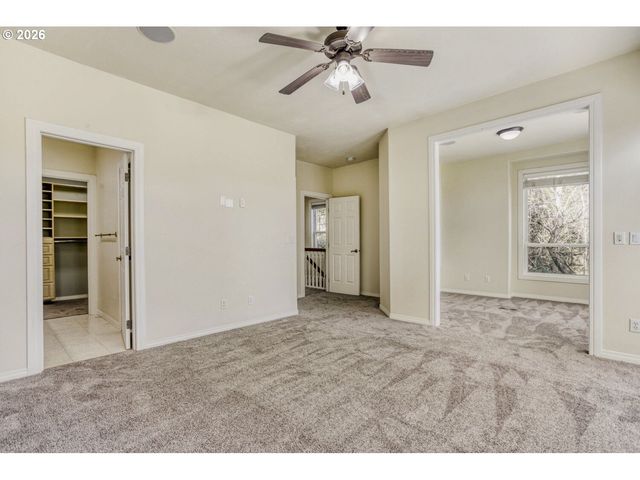 1616 Sw MONTGOMERY St, Portland, OR 97201