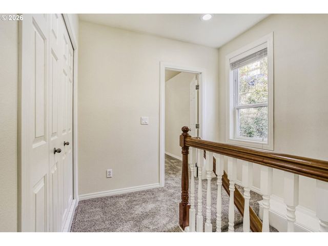 1616 Sw MONTGOMERY St, Portland, OR 97201