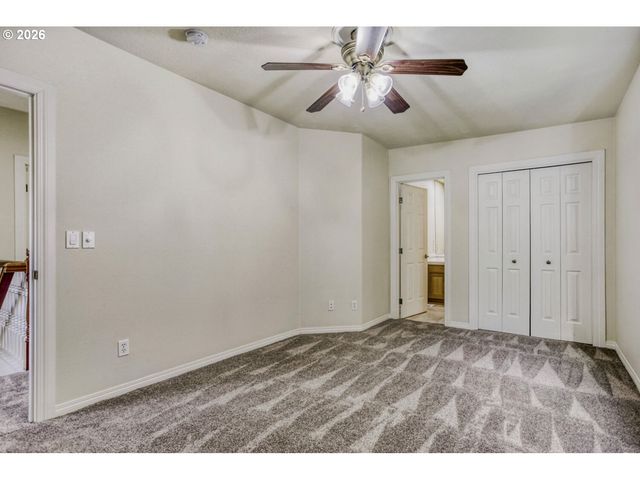 1616 Sw MONTGOMERY St, Portland, OR 97201