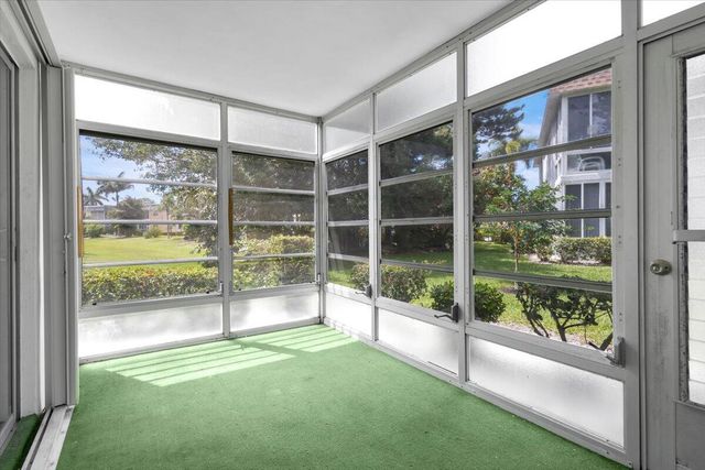 2950 SE Ocean Boulevard 14-1, Stuart, FL 34996