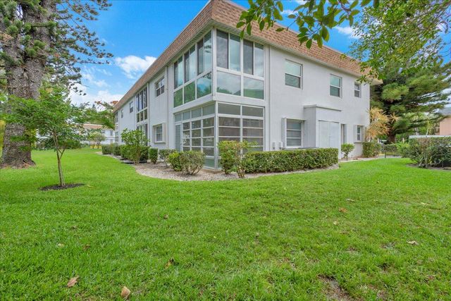 2950 SE Ocean Boulevard 14-1, Stuart, FL 34996