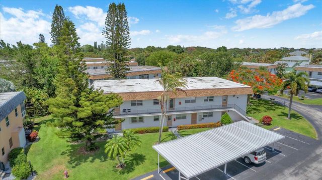 2950 SE Ocean Boulevard 14-1, Stuart, FL 34996