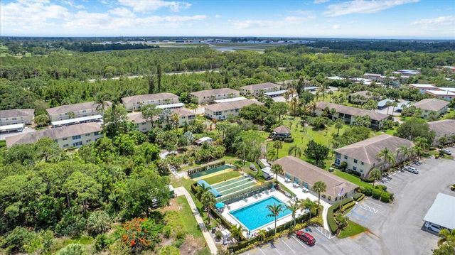 2950 SE Ocean Boulevard 14-1, Stuart, FL 34996