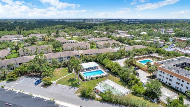 2950 SE Ocean Boulevard 14-1, Stuart, FL 34996