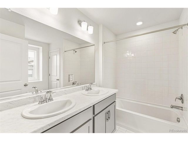 28708 E 6th Pl, Watkins, CO 80137