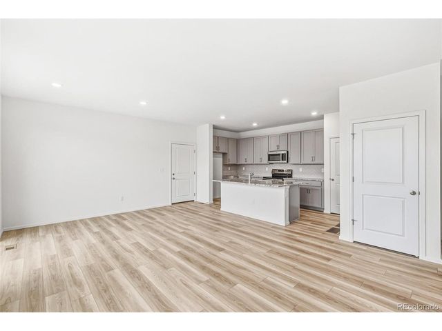 28708 E 6th Pl, Watkins, CO 80137