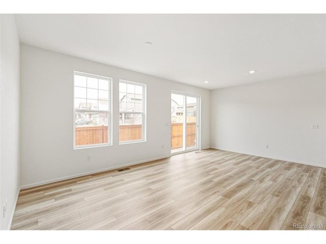 28708 E 6th Pl, Watkins, CO 80137