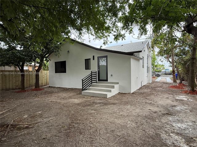 1125 NW 37th St, Miami, FL 33127