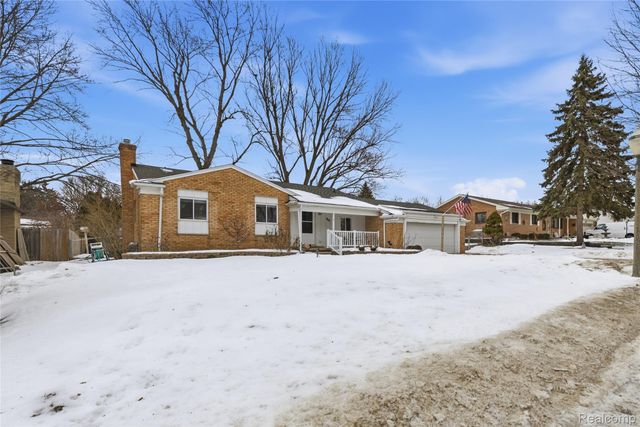 6115 Marscot Drive, Lansing, MI 48911