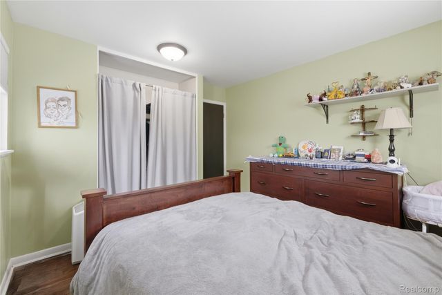 6115 Marscot Drive, Lansing, MI 48911