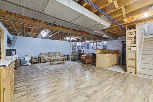 6115 Marscot Drive, Lansing, MI 48911