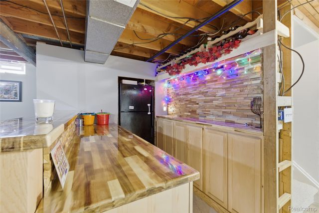 6115 Marscot Drive, Lansing, MI 48911