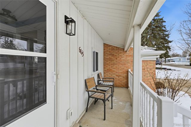 6115 Marscot Drive, Lansing, MI 48911