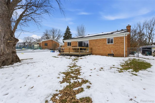 6115 Marscot Drive, Lansing, MI 48911