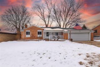 6115 Marscot Drive, Lansing, MI 48911