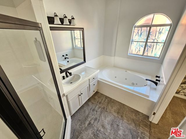 1957 N Bronson Avenue 112, Los Angeles, CA 90068