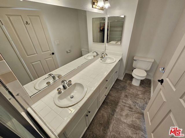 1957 N Bronson Avenue 112, Los Angeles, CA 90068