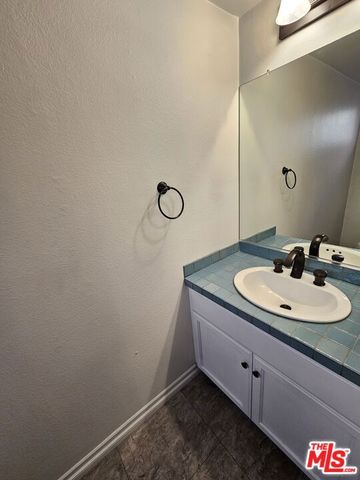 1957 N Bronson Avenue 112, Los Angeles, CA 90068