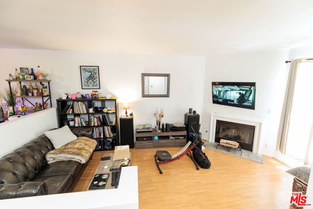 1957 N Bronson Avenue 112, Los Angeles, CA 90068