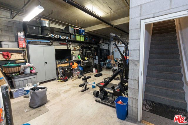 1957 N Bronson Avenue 112, Los Angeles, CA 90068