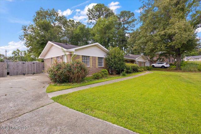 120 Trojan Drive, Pearl, MS 39208