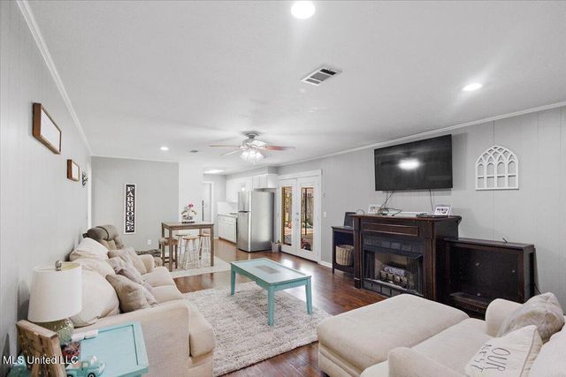 120 Trojan Drive, Pearl, MS 39208